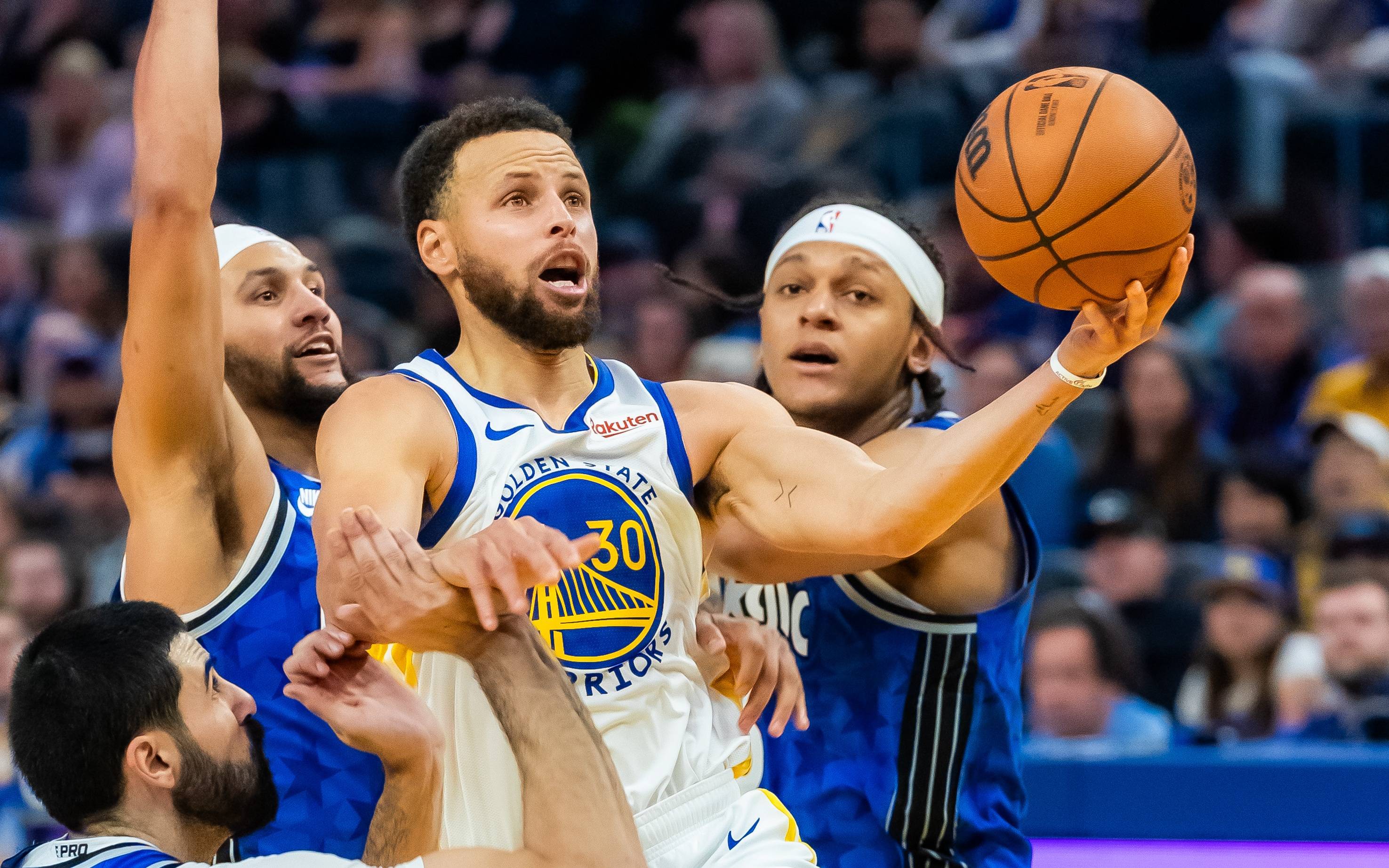 胜利背后的 胜利背后的